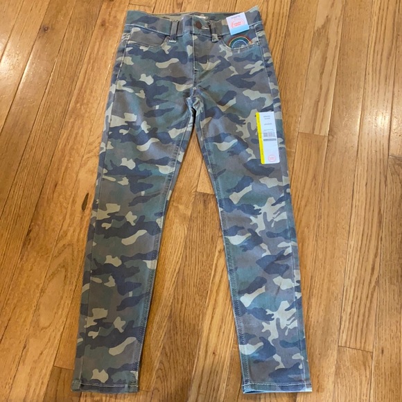 wonder nation Other - Brand New!! Camo Jeans!!